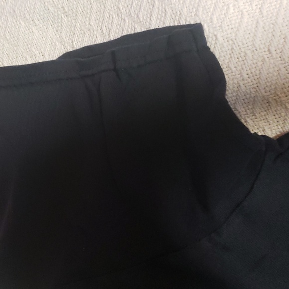 All Black Tee Gildan Like New XL - Picture 6 of 8